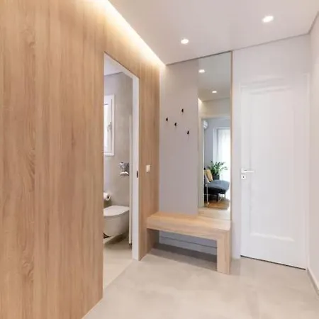 The Hostmaster Cosmopolitan Downtown Scent Apartment Athens