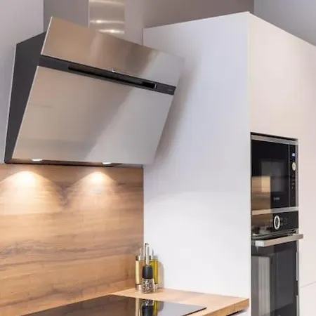 The Hostmaster Cosmopolitan Downtown Scent Appartement